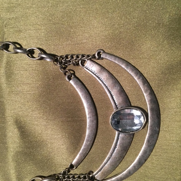Necklace - Picture 2 of 3